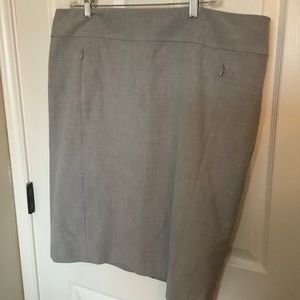 Size 18 NWT light gray